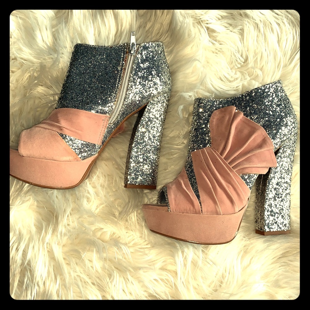 CR Silver Glitter & Pink Suede Peep Toe Heels